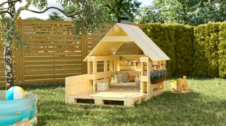 Pallet playhouse in garden