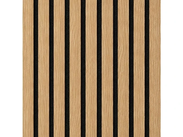 Dřevěné obložení stěn s černými proužky pro interiérový design.