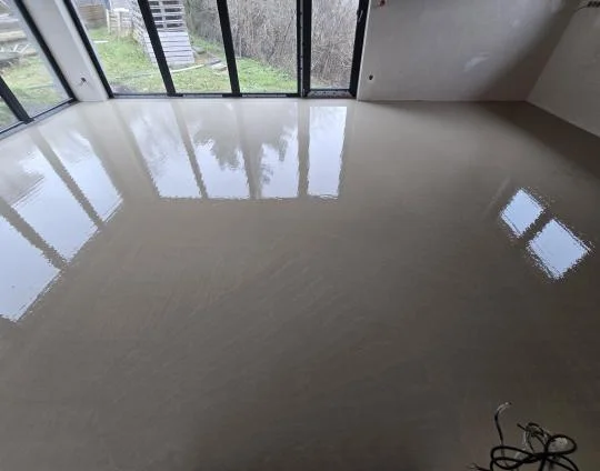 Hydroisolation floor surface