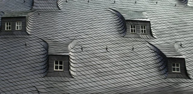 Bitumen roof tiles with dormer windows